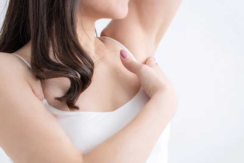 お客様の施術前と施術後の写真を掲載